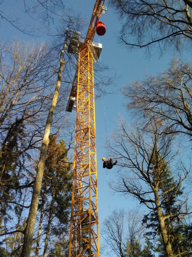 Roping training at the Hölstein crane site 2